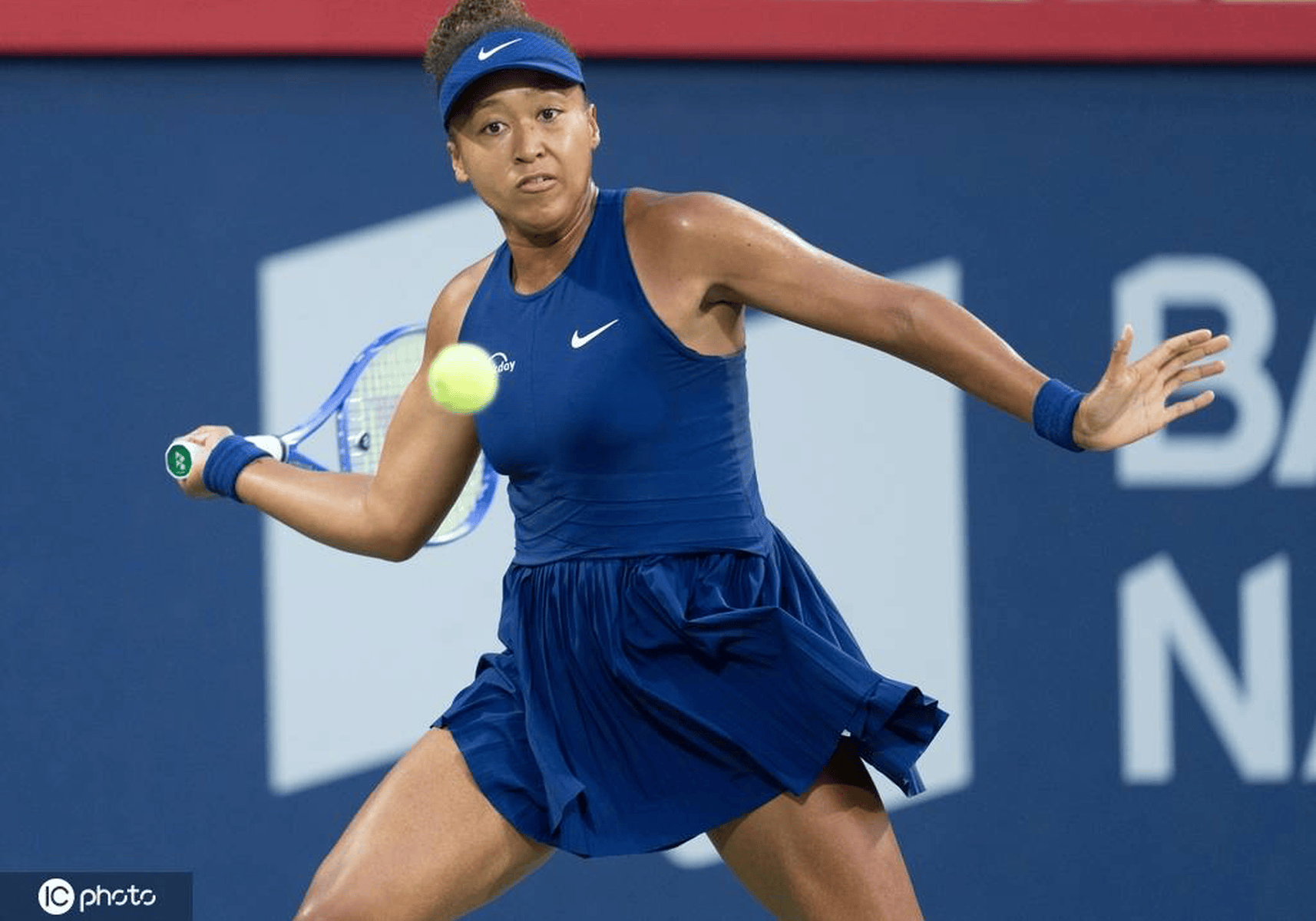 领先优势明显首场状态出色，SKT观众沸腾！，大坂直美重返赛场赛场气氛高涨的简单介绍-爱游戏