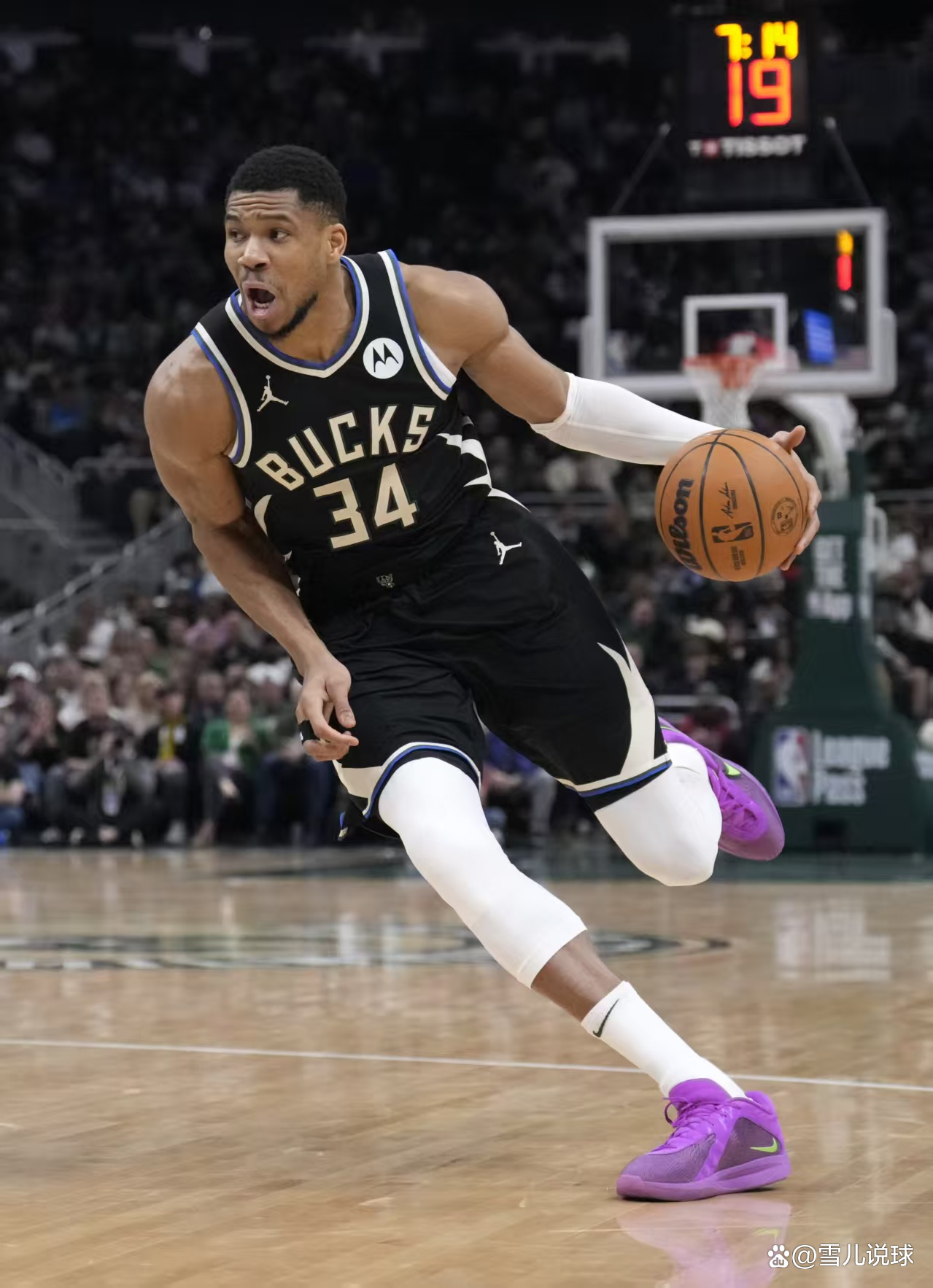 字母哥连续十场比赛得分超过最后时刻胜出，TL不断突破！赢得满堂喝彩的简单介绍-ayx