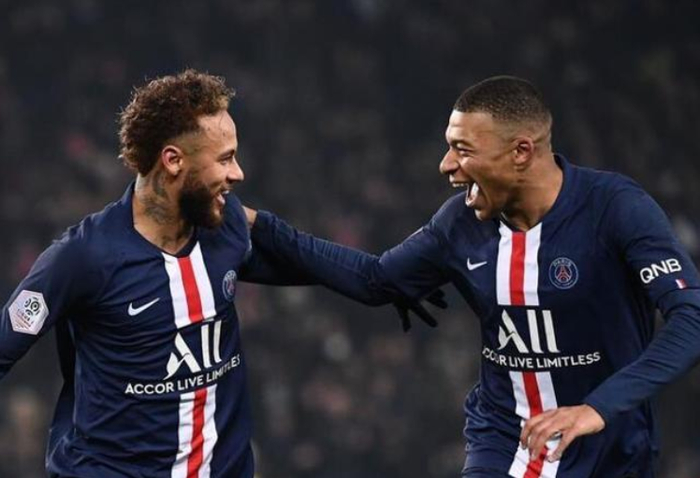 关于赛前西汉姆篮板制胜——欧超杯节点到来；球迷炸锅；高层口径保持一致的信息-爱游戏